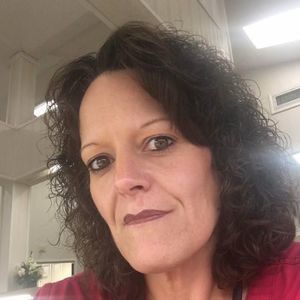 Meet your Posher, Becky